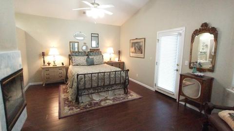 1524 E Parkview Ave, Visalia, CA 93292 photo 31