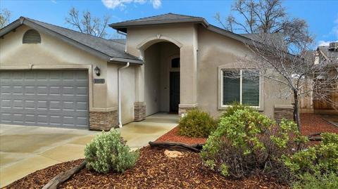 1050 E Vine Ct, Visalia, CA 93292 photo 4