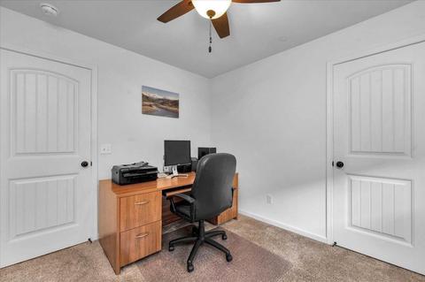 1050 E Vine Ct, Visalia, CA 93292 photo 22