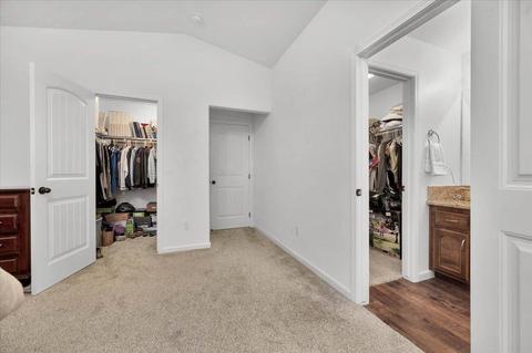 1050 E Vine Ct, Visalia, CA 93292 photo 24