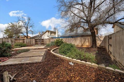 1050 E Vine Ct, Visalia, CA 93292 photo 33