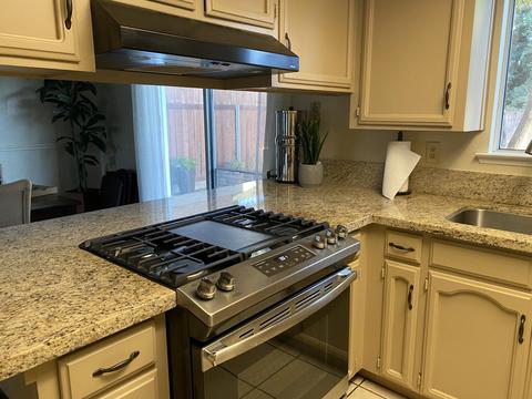 2503 E Vine Ct, Visalia, CA 93292 photo 10