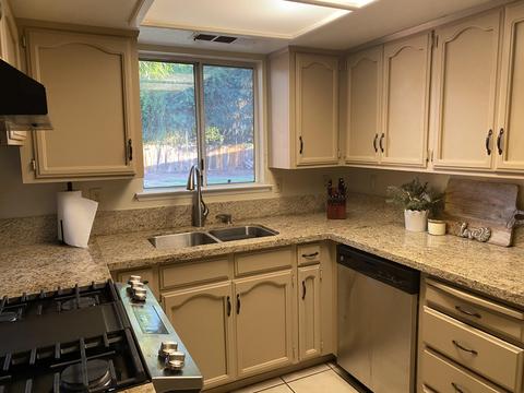 2503 E Vine Ct, Visalia, CA 93292 photo 9
