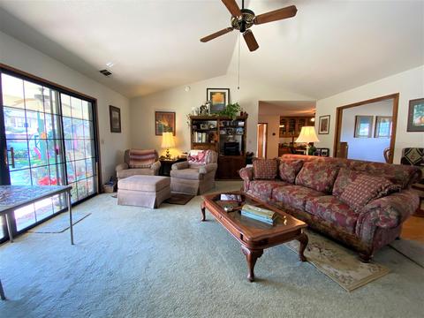2535 E Paradise Ave, Visalia, CA 93292 photo 6