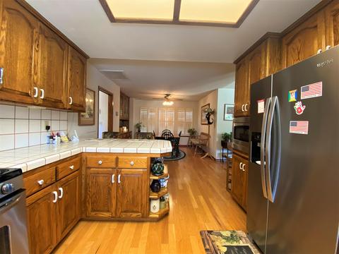 2535 E Paradise Ave, Visalia, CA 93292 photo 16