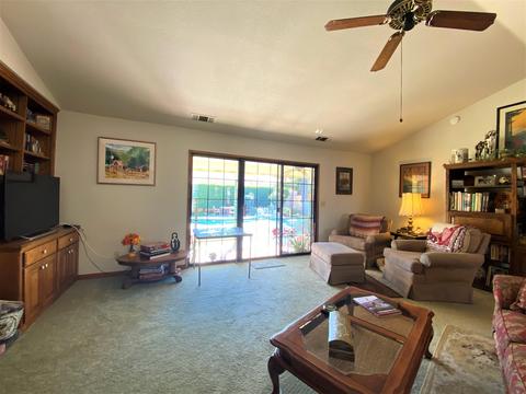 2535 E Paradise Ave, Visalia, CA 93292 photo 3