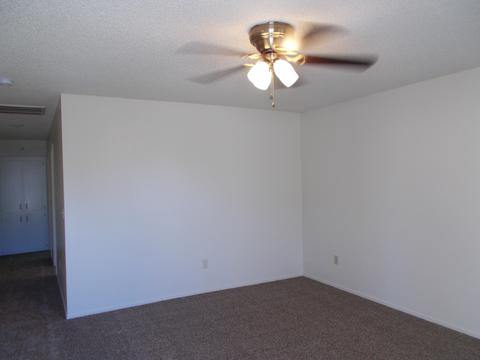 1400 E Levin Ave, Tulare, CA 93274 photo 3