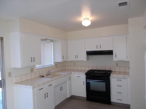 1400 E Levin Ave, Tulare, CA 93274 photo 5
