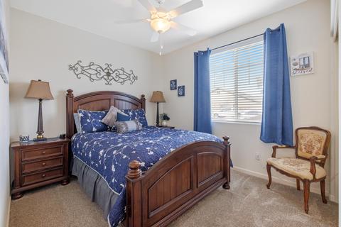 647 E Monte Verde Ave, Visalia, CA 93292 photo 12