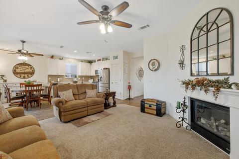 647 E Monte Verde Ave, Visalia, CA 93292 photo 16