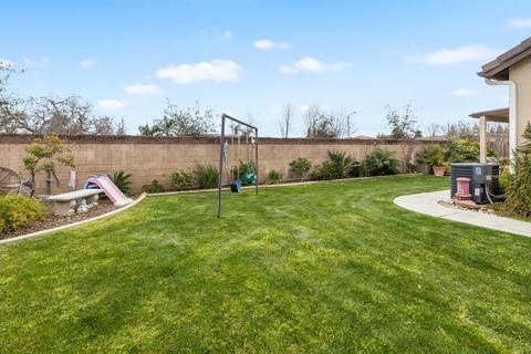 647 E Monte Verde Ave, Visalia, CA 93292 photo 35