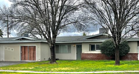 314 Earl Way, Hanford, CA 93230 photo 1