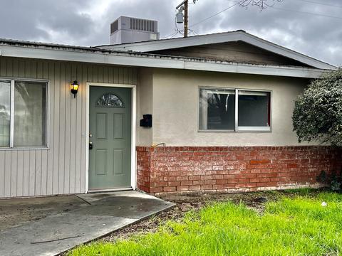 314 Earl Way, Hanford, CA 93230 photo 3