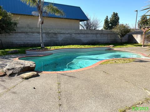 375 E Spring Ln, Lemoore, CA 93245 photo 11