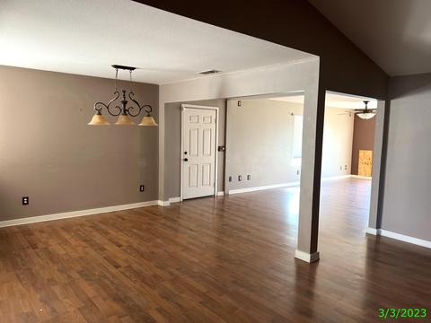 375 E Spring Ln, Lemoore, CA 93245 photo 3