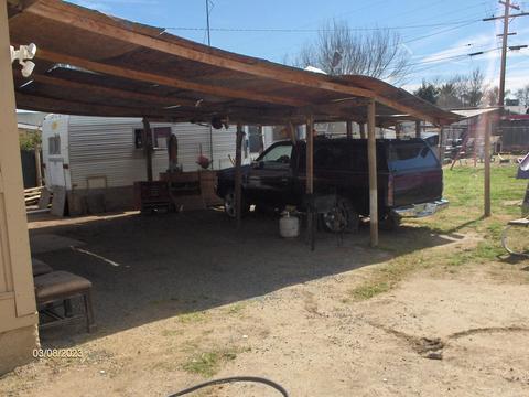 771 W Compton Ave, Pixley, CA 93256 photo 3