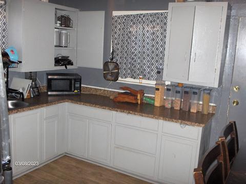771 W Compton Ave, Pixley, CA 93256 photo 4