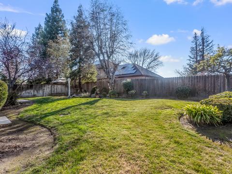 1182 N Halifax Ave, Clovis, CA 93611 photo 4
