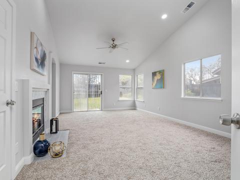 1182 N Halifax Ave, Clovis, CA 93611 photo 18