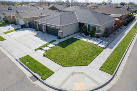 3907 E Laura Ave, Visalia, CA 93292 photo 3