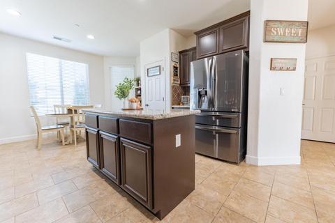 3907 E Laura Ave, Visalia, CA 93292 photo 19