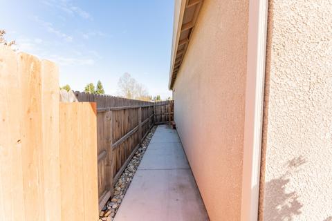 3907 E Laura Ave, Visalia, CA 93292 photo 34