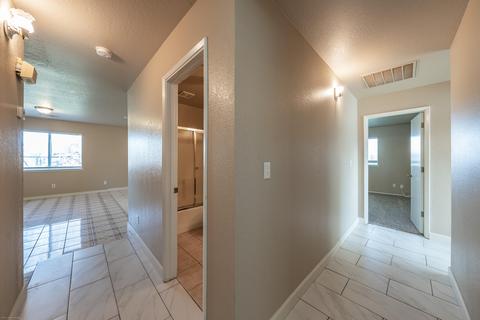 660 Brisca Ct, Lemoore, CA 93245 photo 9