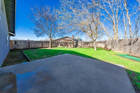 660 Brisca Ct, Lemoore, CA 93245 photo 23