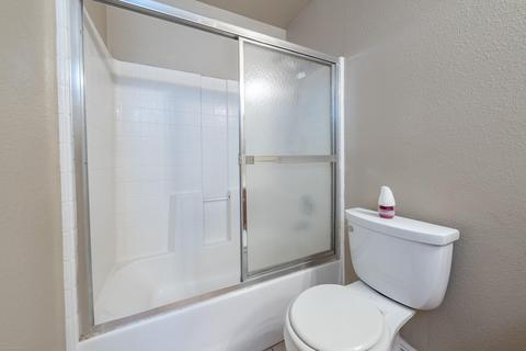 660 Brisca Ct, Lemoore, CA 93245 photo 26