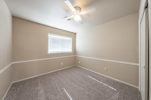 660 Brisca Ct, Lemoore, CA 93245 photo 5