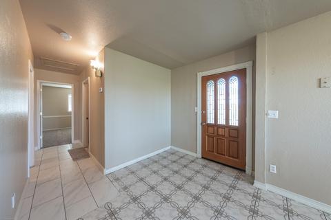 660 Brisca Ct, Lemoore, CA 93245 photo 14