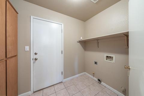 660 Brisca Ct, Lemoore, CA 93245 photo 7
