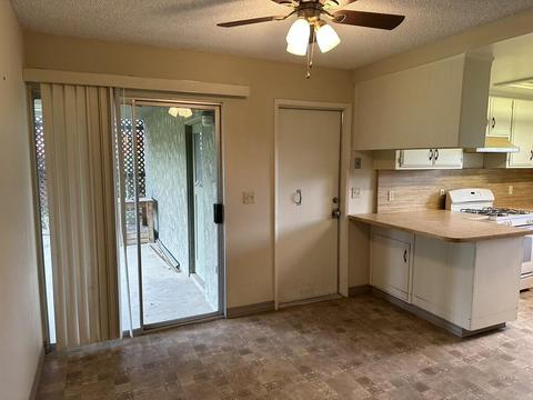 3045 W Beech Ave, Visalia, CA 93277 photo 5