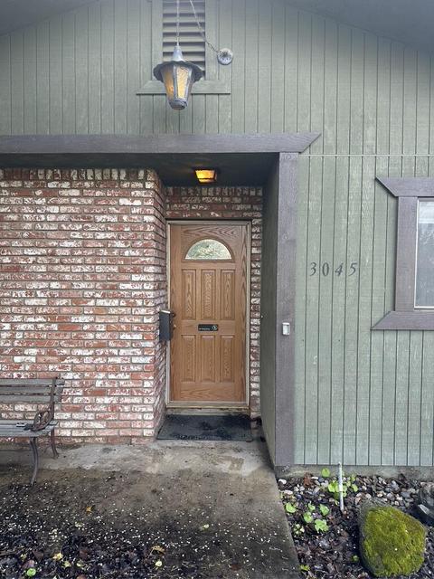 3045 W Beech Ave, Visalia, CA 93277 photo 2