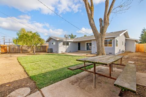 1426 E Sequoia Ave, Tulare, CA 93274 photo 27