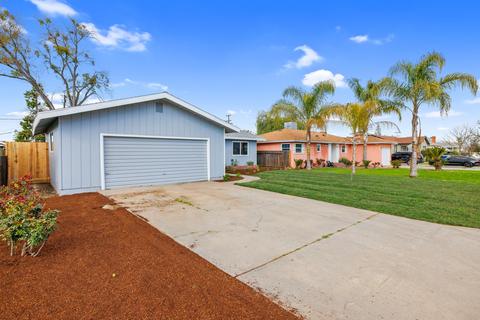 1426 E Sequoia Ave, Tulare, CA 93274 photo 2