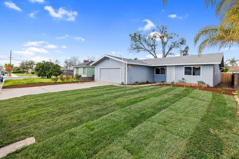 1426 E Sequoia Ave, Tulare, CA 93274 photo 3