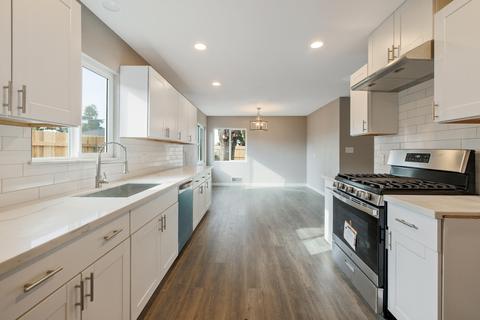 1426 E Sequoia Ave, Tulare, CA 93274 photo 12