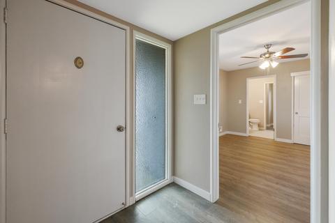 1426 E Sequoia Ave, Tulare, CA 93274 photo 4