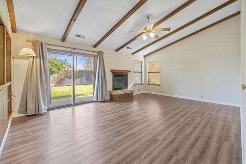 1844 E Parker Ct, Visalia, CA 93292 photo 15