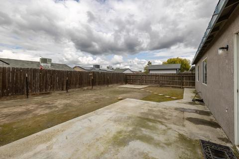 1010 Birch Ave, Corcoran, CA 93212 photo 19