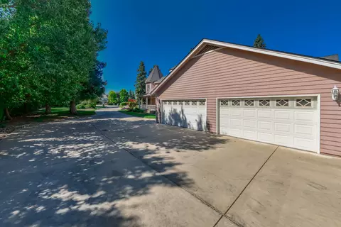 3170 E Cross Ave, Tulare, CA 93274 photo 52