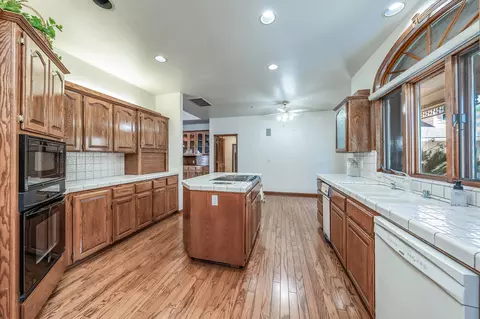 3170 E Cross Ave, Tulare, CA 93274 photo 19