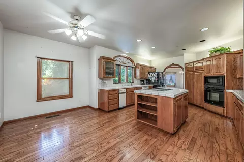 3170 E Cross Ave, Tulare, CA 93274 photo 11