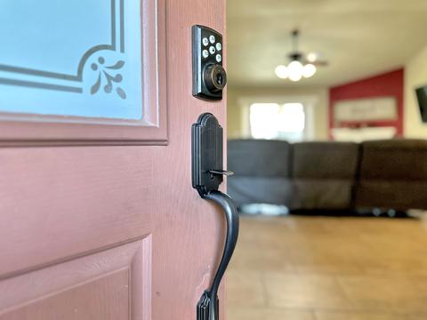 3837 E Hillcrest Ave, Visalia, CA 93292 photo 9