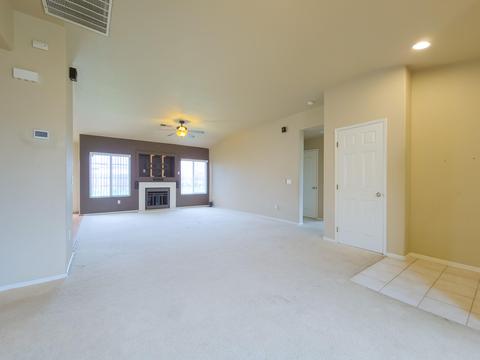 602 Larkspur Ave, Lemoore, CA 93245 photo 5