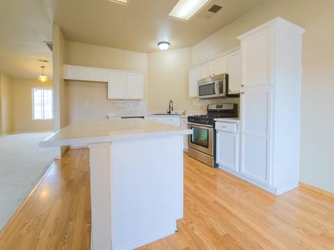 602 Larkspur Ave, Lemoore, CA 93245 photo 12