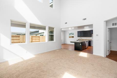 632 S Argyle Ave, Fowler, CA 93625 photo 7