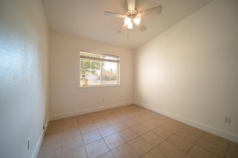 3912 E Laurel Ct, Visalia, CA 93292 photo 17