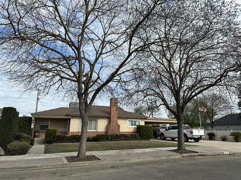 618 N Dickran Dr, Tulare, CA 93274
